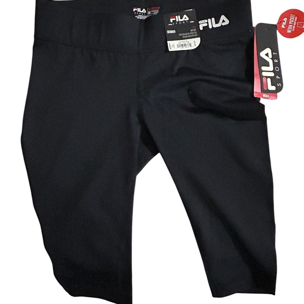 NWT! Fila Mid-Rise Bermuda Workout Shorts - Size XS